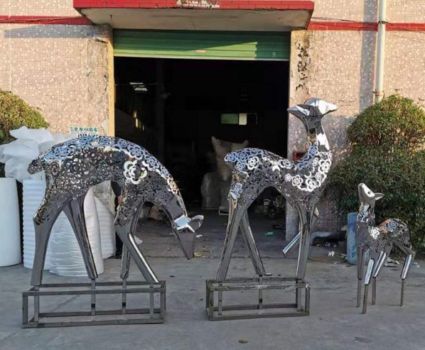 耐用、耐看、易清潔的不銹鋼花格應(yīng)用及其廣泛