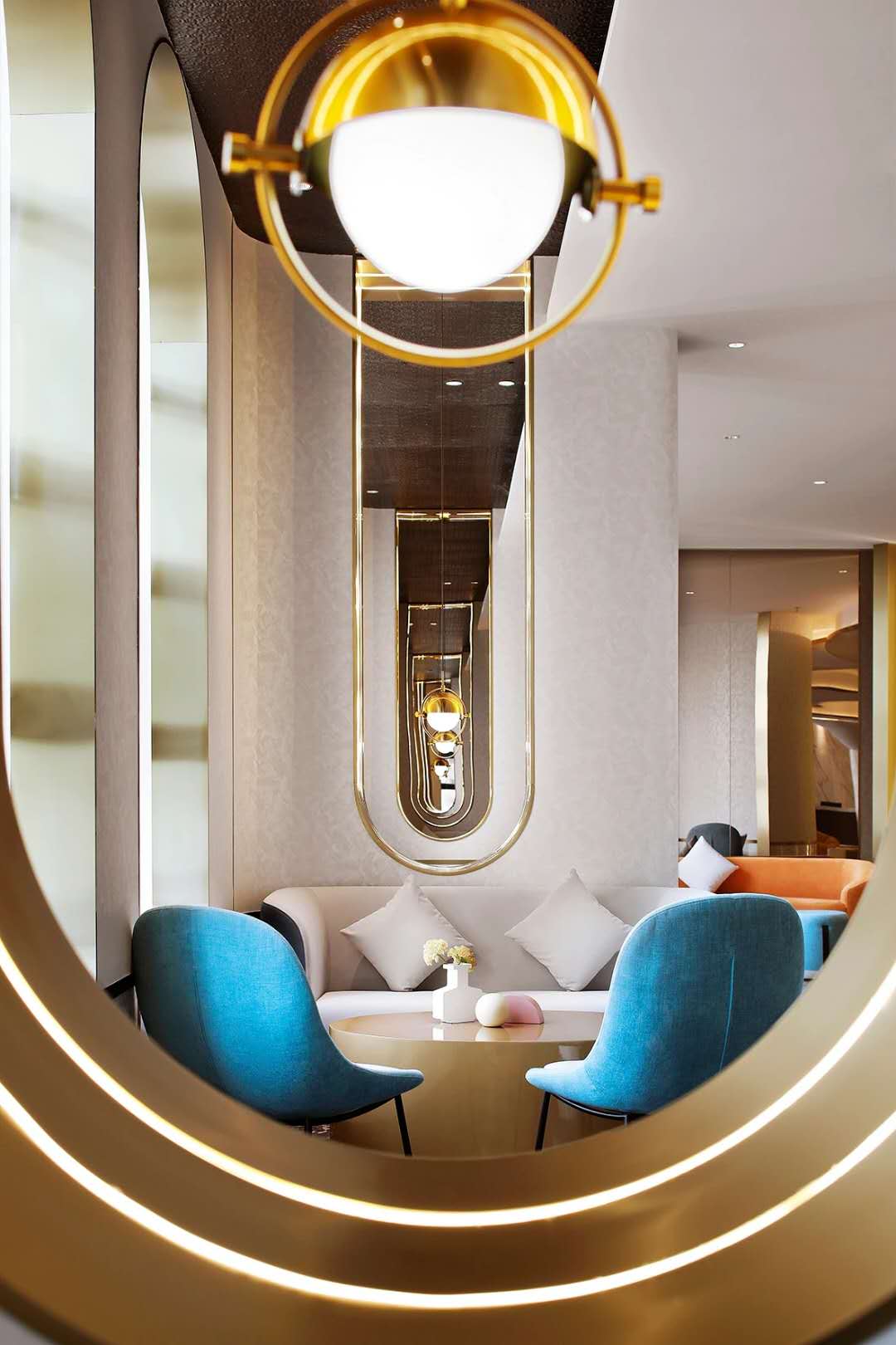 金色不銹鋼邊框 金色不銹鋼邊框