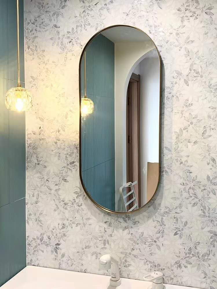 衛(wèi)浴室不銹鋼鏡子 衛(wèi)浴室不銹鋼鏡子